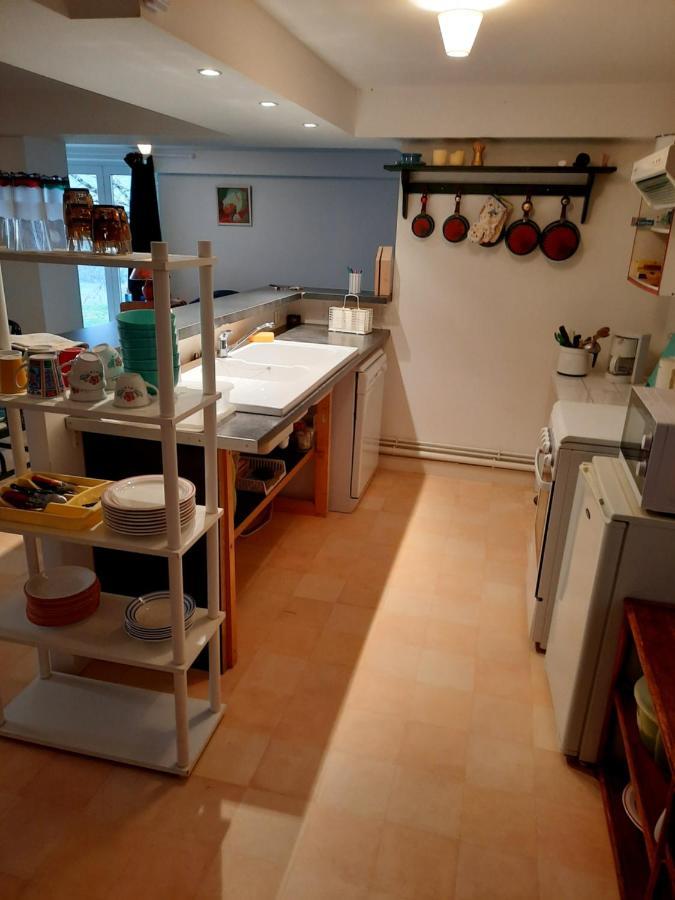 Les Coteaux De Planeze, Chambre Pour 2, 3 Ou Famille Nombreuse 2 Adultes 5 Enfants Et Jeunes Belmont-Bretenoux Exteriör bild