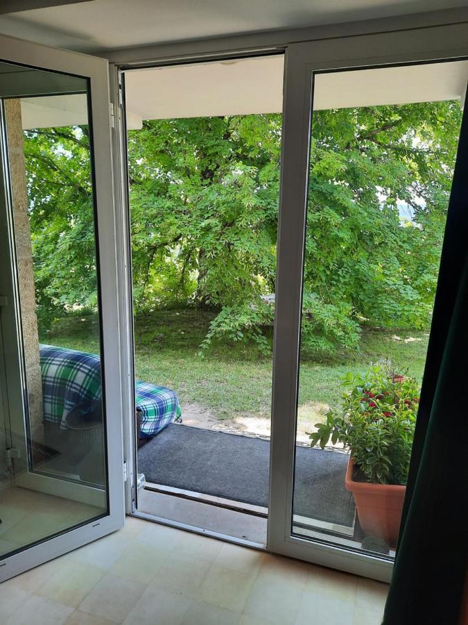 Les Coteaux De Planeze, Chambre Pour 2, 3 Ou Famille Nombreuse 2 Adultes 5 Enfants Et Jeunes Belmont-Bretenoux Exteriör bild